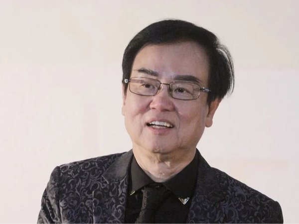 80岁黄百鸣，今天入狱